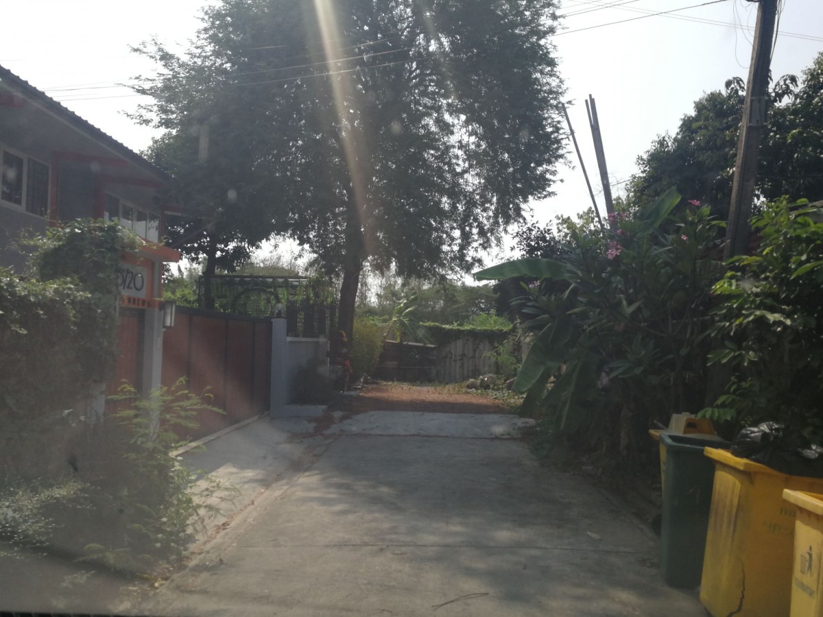 รับฝากขายบ้าน ที่ดิน กรุงเทพ นนทบุรี ปทุมธานี สมุทรปราการ | ขายด่วน ที่ดิน 2 ไร่ 1 งาน 47 ตร.ว.(947 ตร.ว.) ซอยลาดพร้าว 18 แยก14-1, ซอยวิภาวดี 16/27 แขวงจอมพล เขตจตุจักร กรุงเทพ รับฝากขายบ้าน ที่ดิน กรุงเทพ นนทบุรี ปทุมธานี สมุทรปราการ | ขายด่วน ที่ดิน 2 ไร่ 1 งาน 47 ตร.ว.(947 ตร.ว.) ซอยลาดพร้าว 18 แยก14-1, ซอยวิภาวดี 16/27 แขวงจอมพล เขตจตุจักร กรุงเทพ