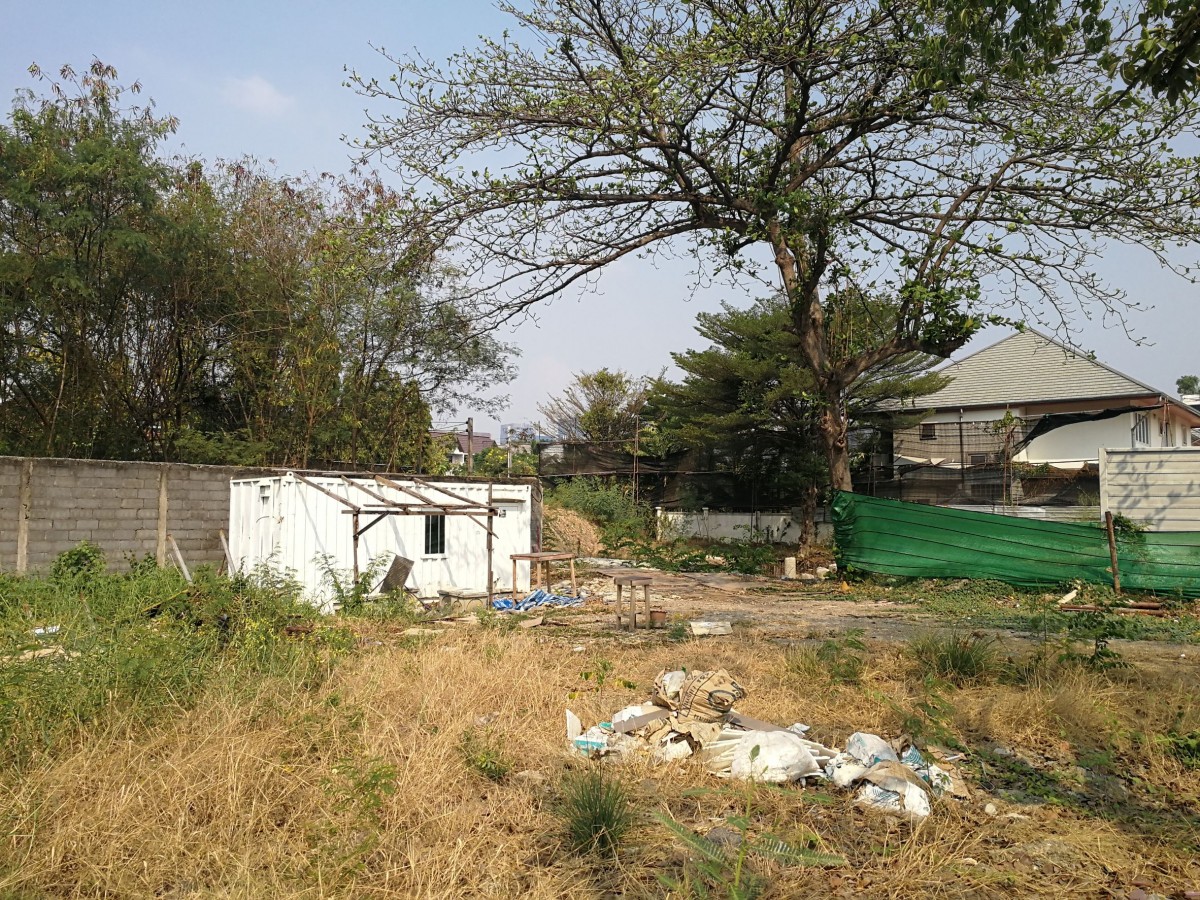 รับฝากขายบ้าน ที่ดิน กรุงเทพ นนทบุรี ปทุมธานี สมุทรปราการ | ขายด่วน ที่ดิน 2 ไร่ 1 งาน 47 ตร.ว.(947 ตร.ว.) ซอยลาดพร้าว 18 แยก14-1, ซอยวิภาวดี 16/27 แขวงจอมพล เขตจตุจักร กรุงเทพ รับฝากขายบ้าน ที่ดิน กรุงเทพ นนทบุรี ปทุมธานี สมุทรปราการ | ขายด่วน ที่ดิน 2 ไร่ 1 งาน 47 ตร.ว.(947 ตร.ว.) ซอยลาดพร้าว 18 แยก14-1, ซอยวิภาวดี 16/27 แขวงจอมพล เขตจตุจักร กรุงเทพ