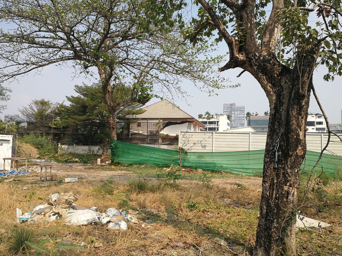 รับฝากขายบ้าน ที่ดิน กรุงเทพ นนทบุรี ปทุมธานี สมุทรปราการ | ขายด่วน ที่ดิน 2 ไร่ 1 งาน 47 ตร.ว.(947 ตร.ว.) ซอยลาดพร้าว 18 แยก14-1, ซอยวิภาวดี 16/27 แขวงจอมพล เขตจตุจักร กรุงเทพ รับฝากขายบ้าน ที่ดิน กรุงเทพ นนทบุรี ปทุมธานี สมุทรปราการ | ขายด่วน ที่ดิน 2 ไร่ 1 งาน 47 ตร.ว.(947 ตร.ว.) ซอยลาดพร้าว 18 แยก14-1, ซอยวิภาวดี 16/27 แขวงจอมพล เขตจตุจักร กรุงเทพ